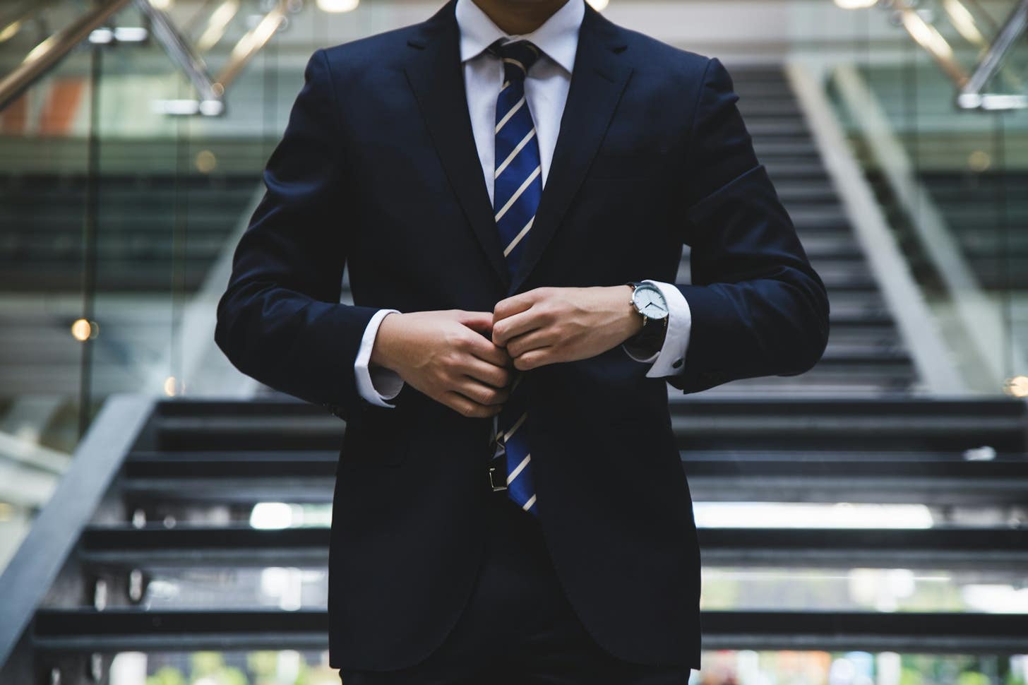 How to Begin a Career in Banking