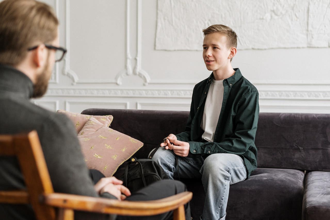 How To Become A Cognitive Behavioural Therapist