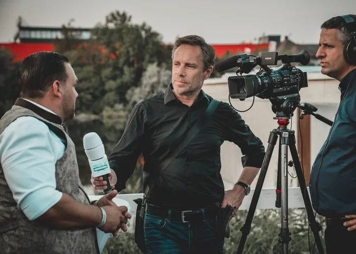 How to Become a Journalist How to Become a Journalist